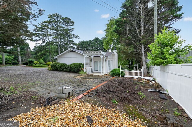 Foto del edificio - 1455 Courtney Ln
