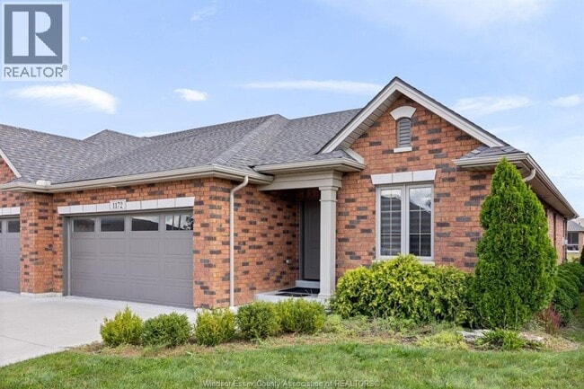 Building Photo - 1172 Kassas St