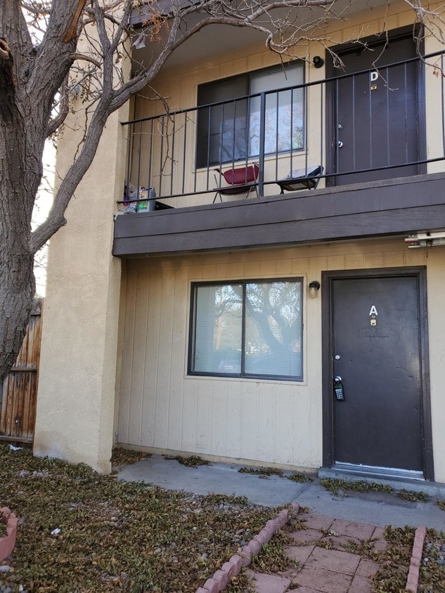 11824 Indian School Rd NE, Albuquerque, NM 87112 Townhome Rentals in