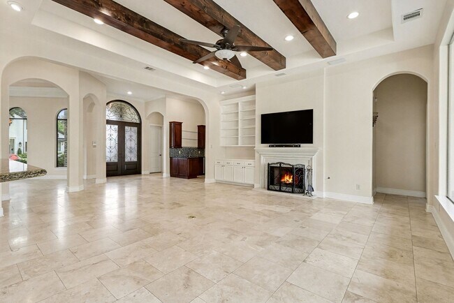 Foto del edificio - 1611 Lynnview Dr