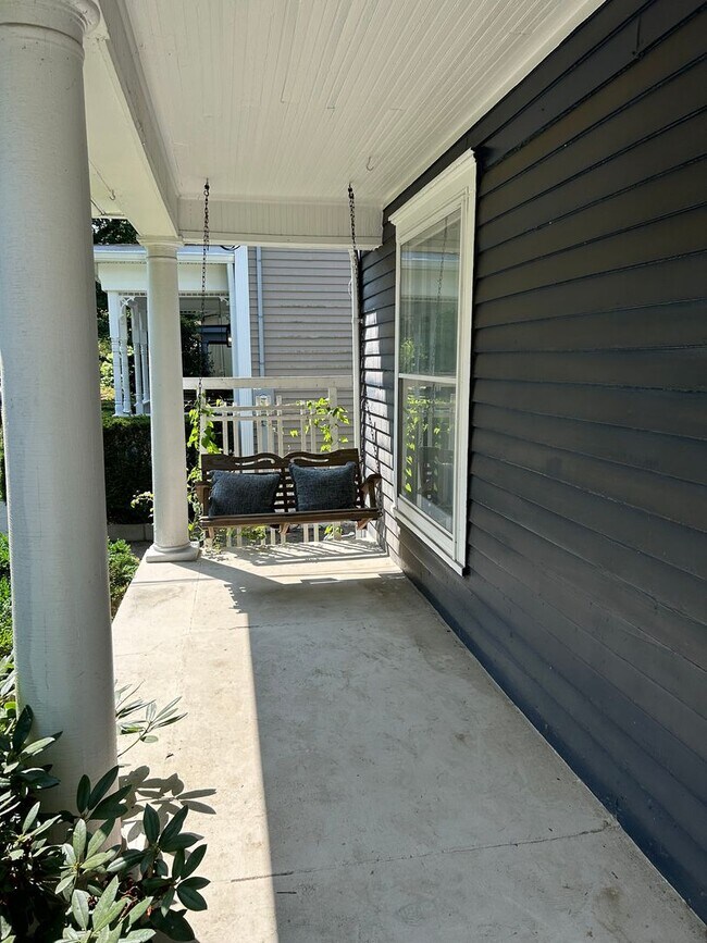 Building Photo - Deer Park 3 Bed 2 Bath Bungalow