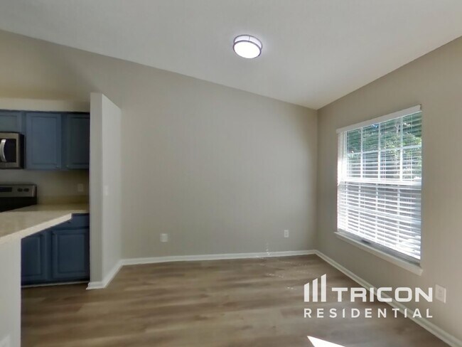 Foto del edificio - 1020 Woodbridge Hollow N