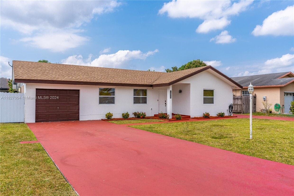 Primary Photo - 16864 SW 109th Ct