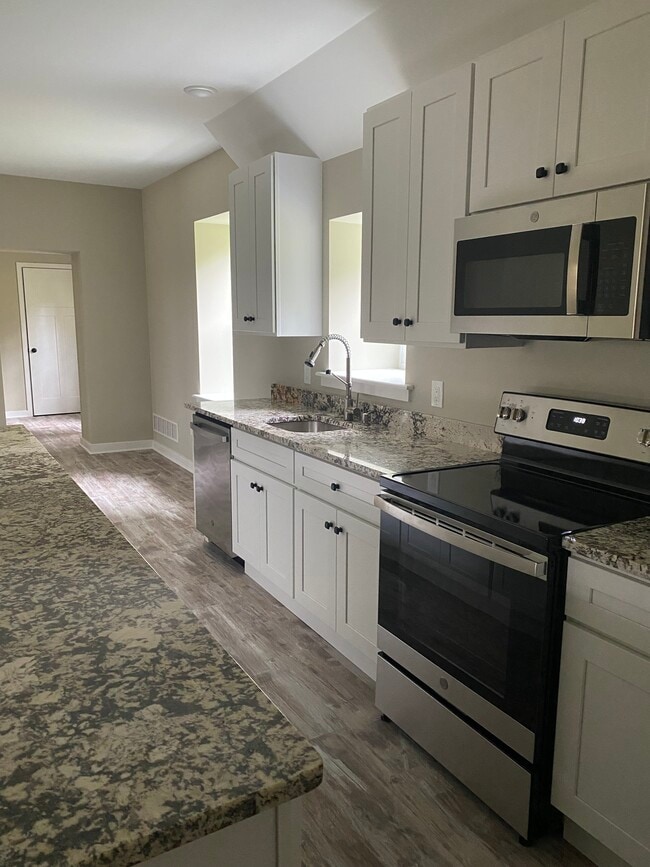 8123 Main St, Fogelsville, PA 18051 House Rental in Fogelsville, PA