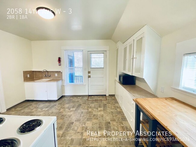 Building Photo - 2058 14th Ave W