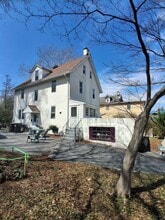 Building Photo - 325 S Valley Forge Rd