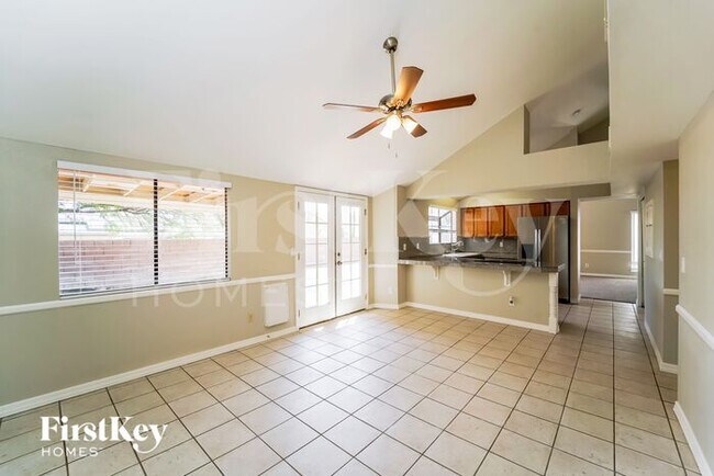 Building Photo - 2701 W Camino De La Joya