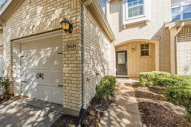 Building Photo - 8031 Fisher Glen Ln