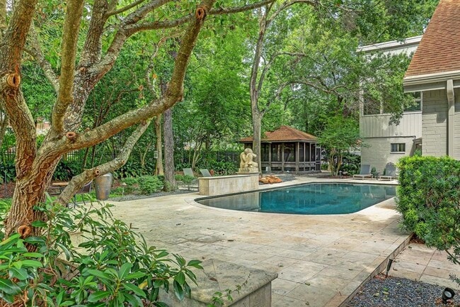 Building Photo - 12600 Boheme Dr