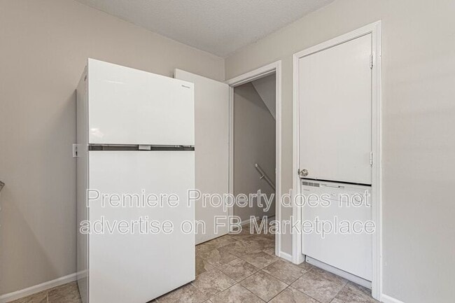 Building Photo - 8726 W 70th St