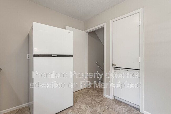 Foto del edificio - 8726 W 70th St