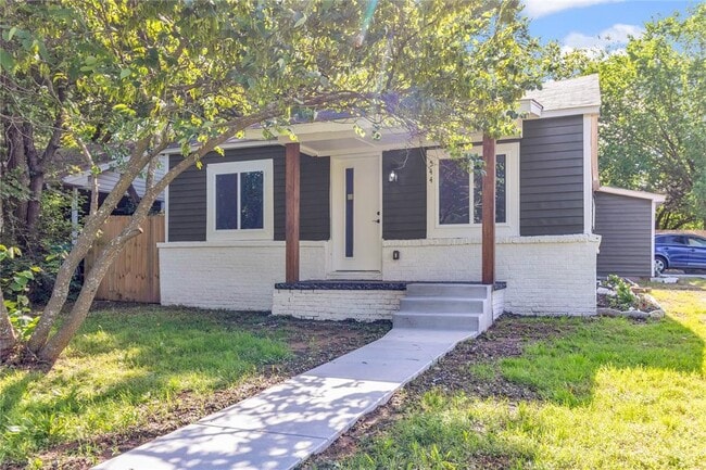 Building Photo - 544 N Elm Ave
