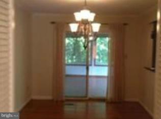 Primary Photo - 1041 Warbler Pl