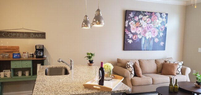 Foto del edificio - 330 Ardmore Circle NW