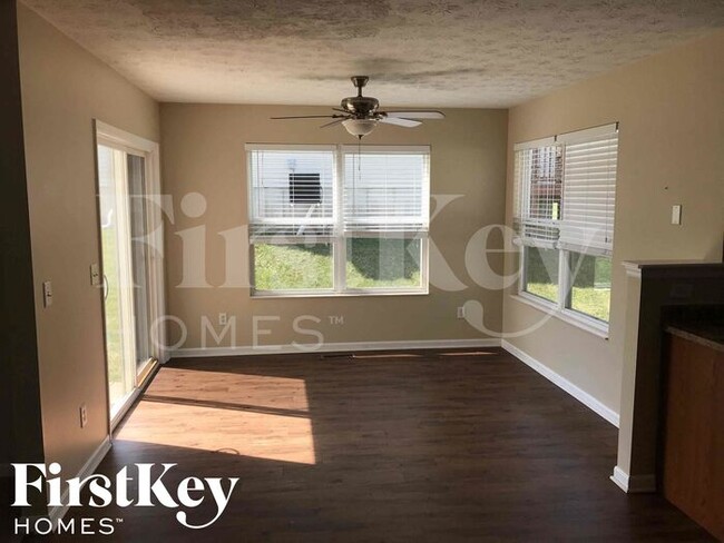 Building Photo - 100 Teil Tree Ct