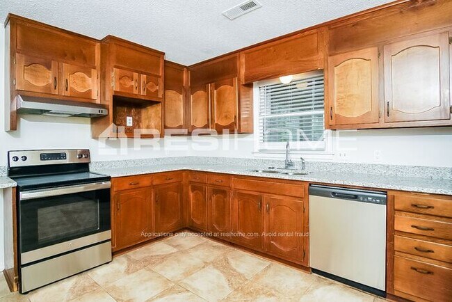 Building Photo - 109 Shackleford Road