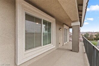 Building Photo - 9680 Monarch Grove St