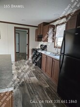 Building Photo - 165 Bramel Dr
