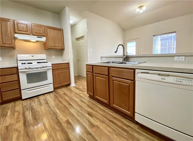 Foto del edificio - 611 Zennia St