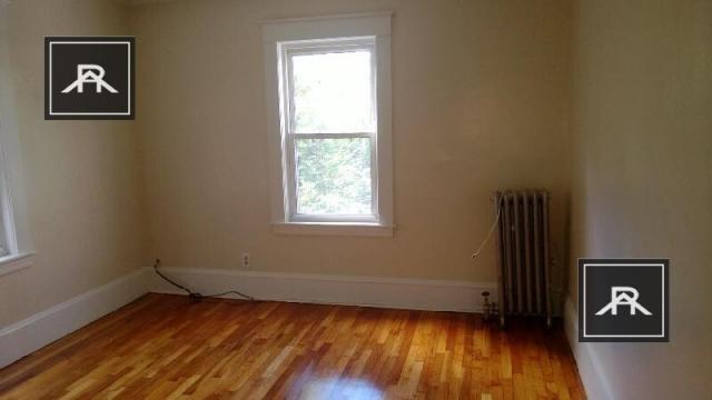 Building Photo - 3 bedroom in Boston MA 02130