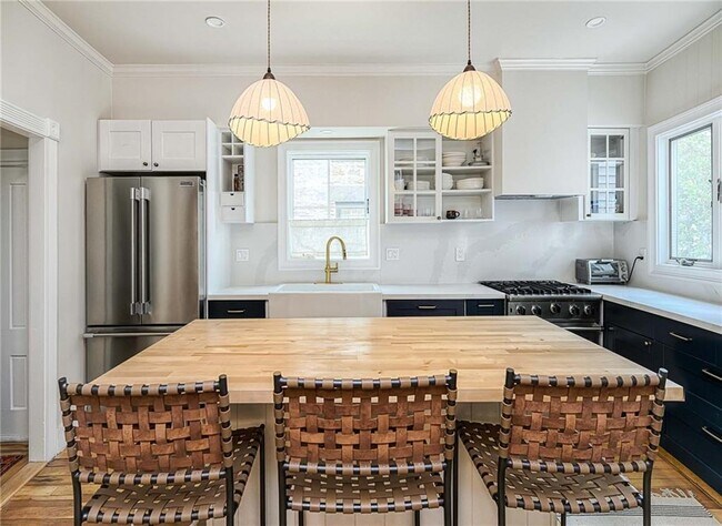 Foto del edificio - 461 Spring St