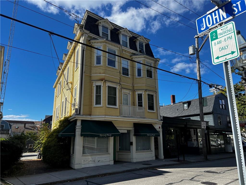 Foto principal - 235 Spring St