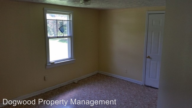 Building Photo - 2 br, 1 bath House - 1112 Newport Avenue