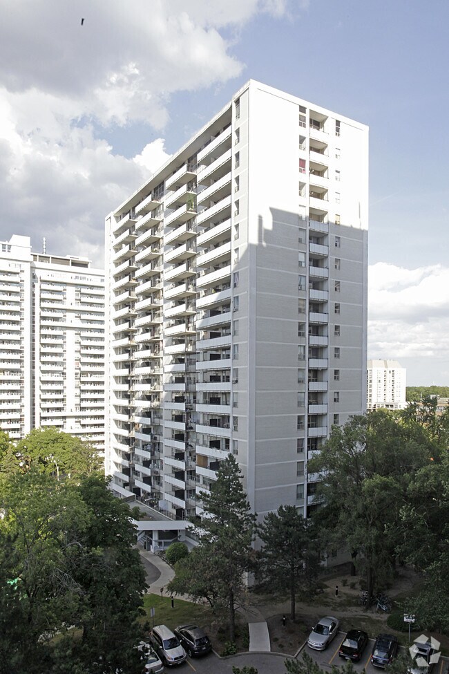 Foto principal - Davisville Village
