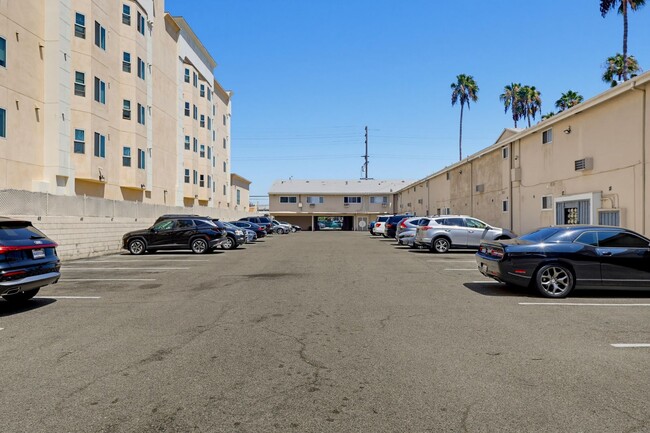 Interior Photo - 3636 W Imperial Hwy