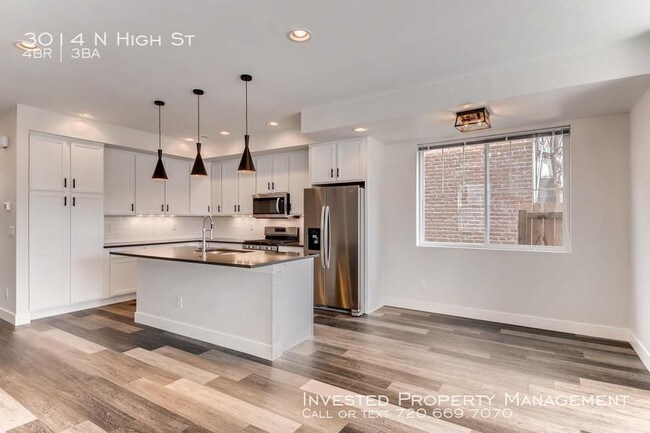 Foto del edificio - 4 bedroom in Denver CO 80205