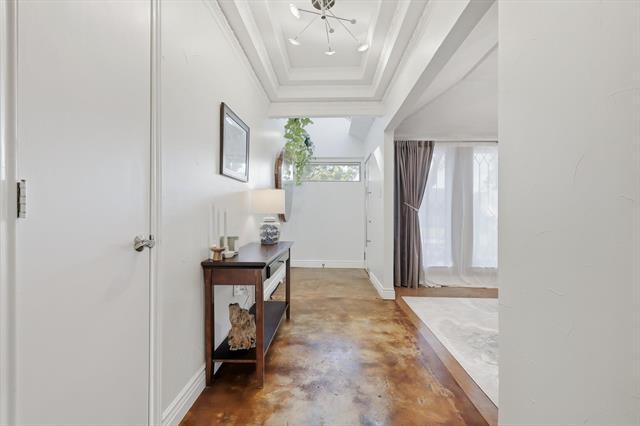 Foto del edificio - 1617 Oak Creek Dr