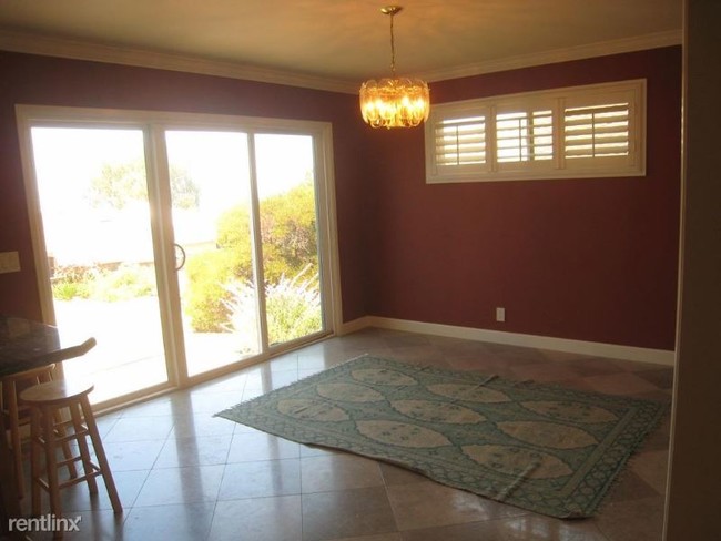 Building Photo - 3 br, 2 bath House - 2728 Belmont Canyon Road