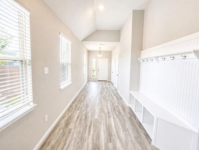 Foto del edificio - 10443 Port Huron Ln