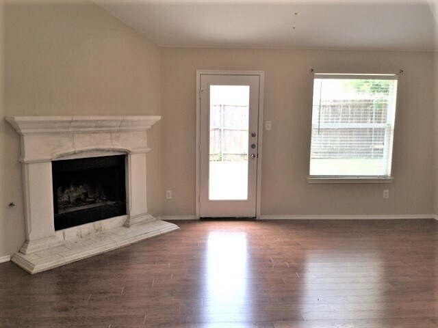 Foto del edificio - 485 Sausalito Dr