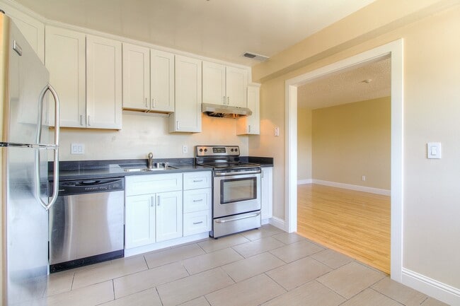Building Photo - 1532 Atlanta Ct