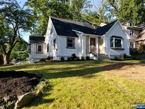 Building Photo - 80 Lexington Ave