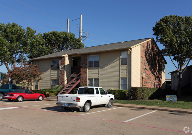 Redbud Trail Apartments Mckinney Tx