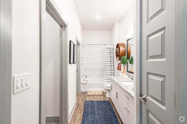 1HAB, 1BA - 759 ft² - Griffis Frisco