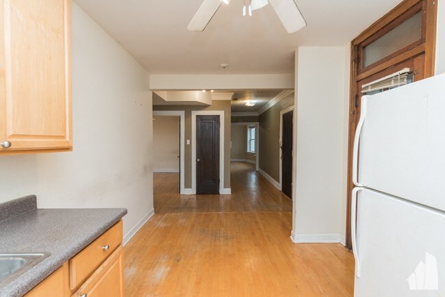 Foto del edificio - 4923 N Hermitage Ave