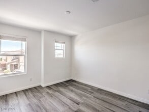 Building Photo - 6077 Castle Gardens Ave