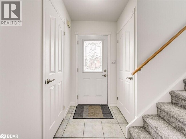 Building Photo - 23 Beaverton Dr