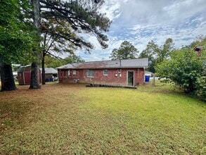 Building Photo - 1808 Nassau Blvd