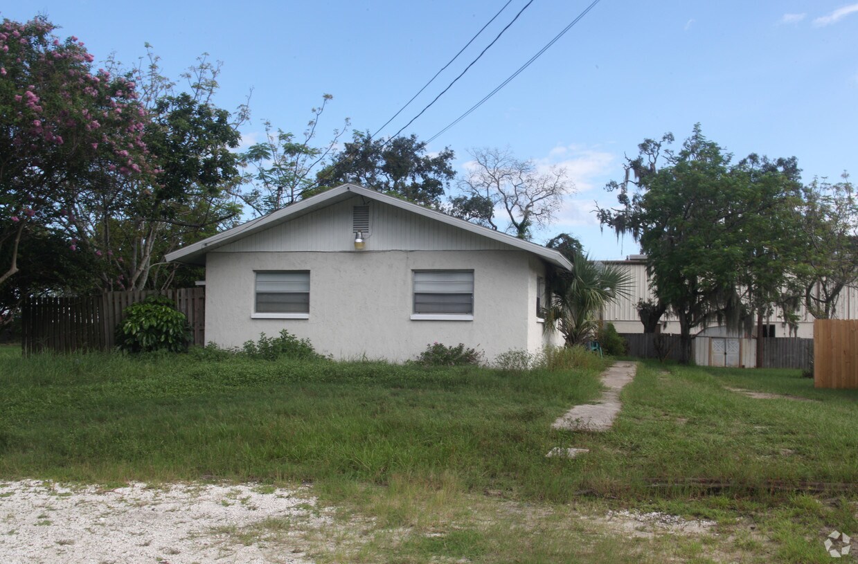 Foto del edificio - 204 Jeru Blvd