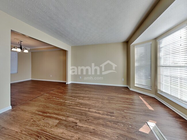 Building Photo - 2450 Ferdinand Drive