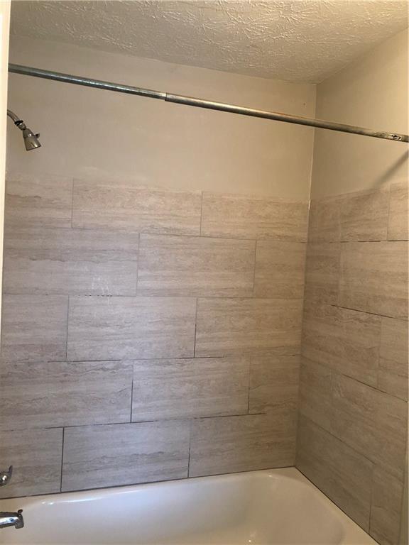 Building Photo - 1853 Barrington Ct