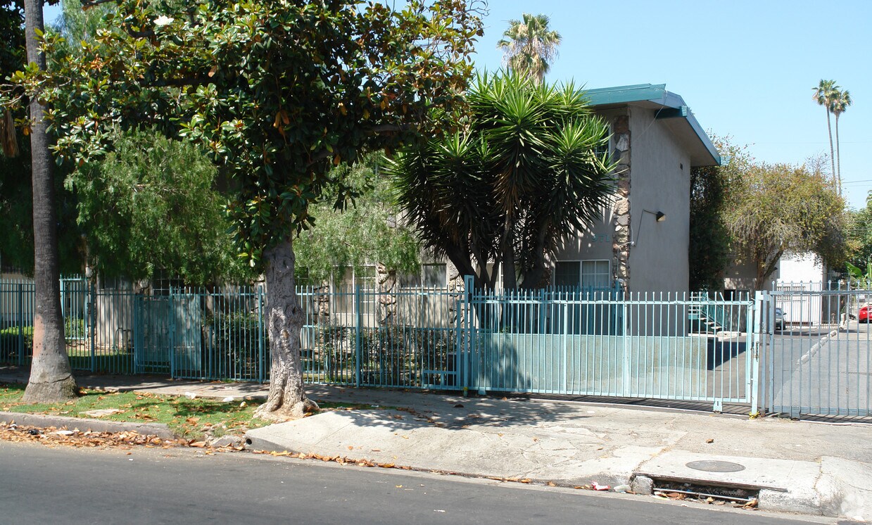 Building Photo - 971 S Westmoreland Ave