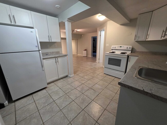 Building Photo - 6 Crerar Blvd