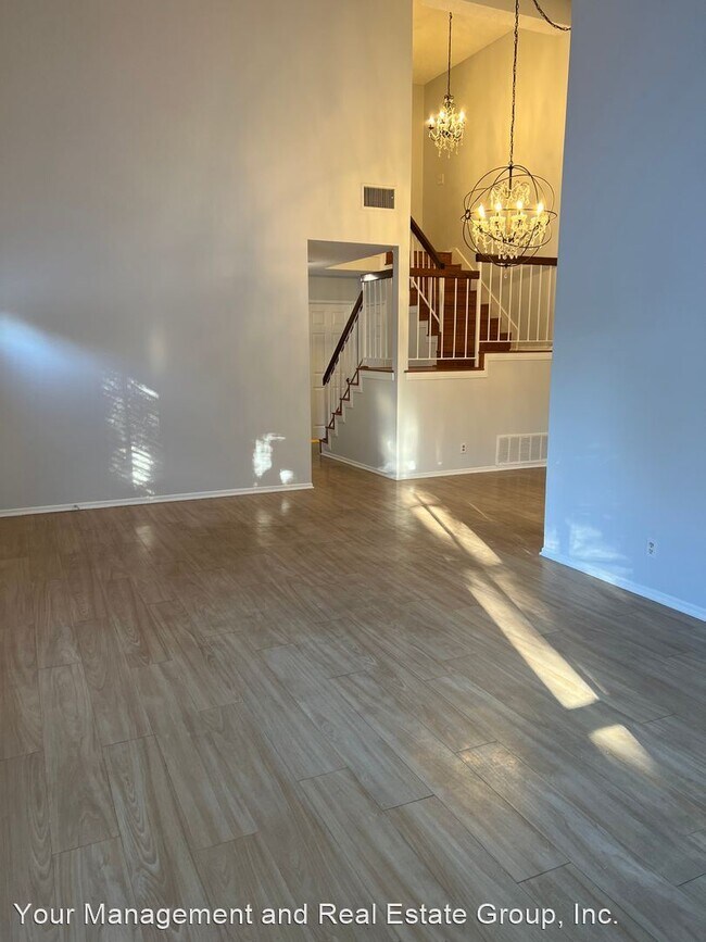 Building Photo - 4 br, 2 bath House - 14182 Oro Grande St.