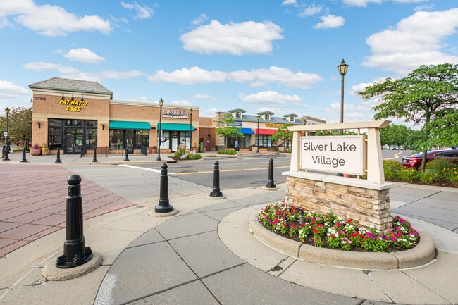 Silver Lake Village Center - 2523 Maple Ln