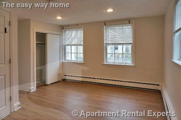 Building Photo - 23 Lambert St